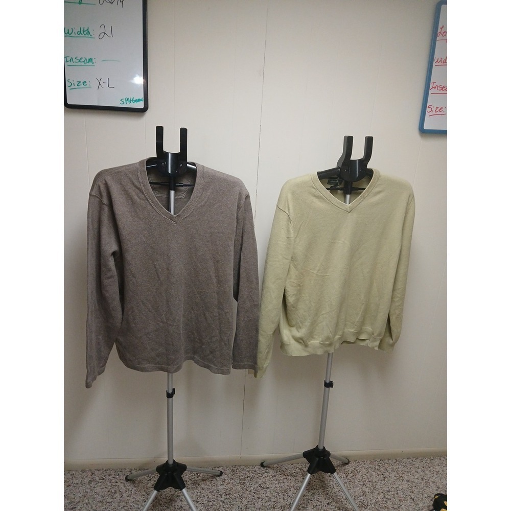 Eddie Bauer Mens Large X2  V Neck Sweater Pullover Cotton Blend Green Gray!!